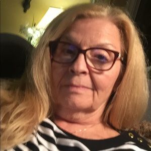 Meet your Posher, Jeanne